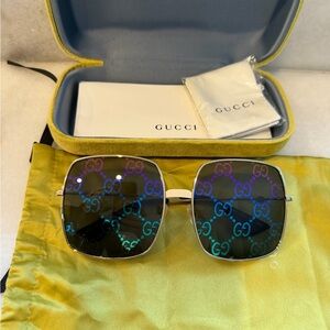Authentic Gucci Metal Rectangular Frame Sunglasses GG0414S Gold Multicolor